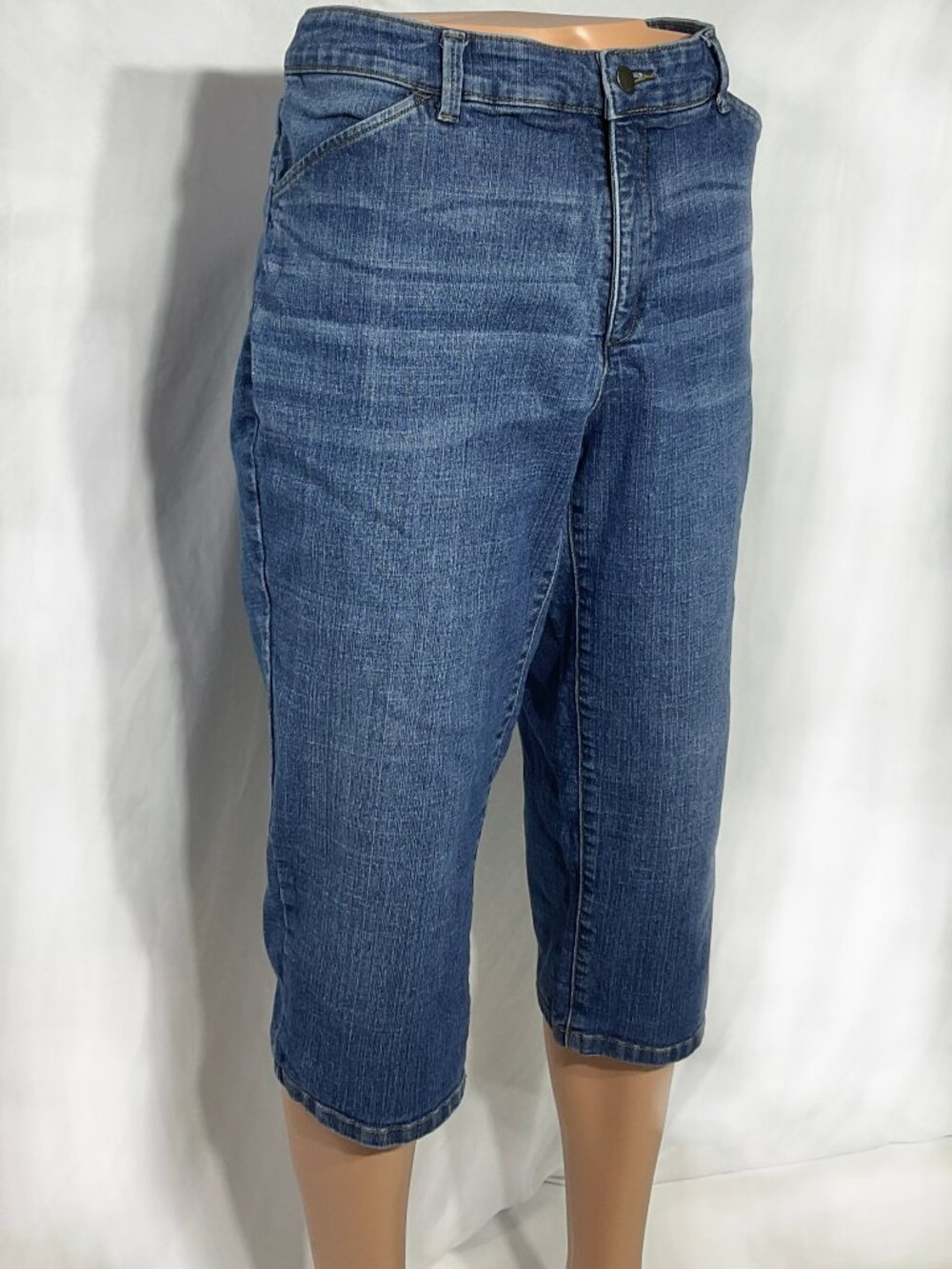Liz Claiborne 14W Crop Classic Fit Jeans Womens Denim